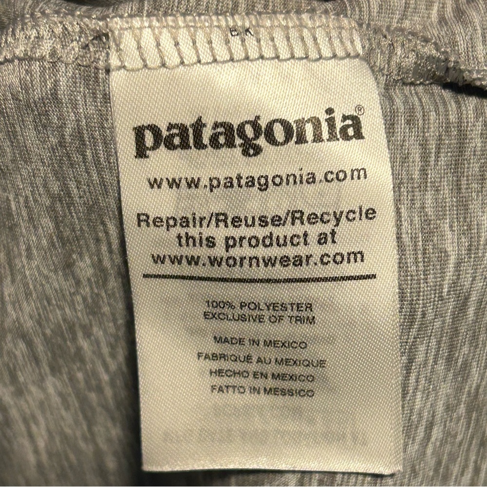 Patagonia Capilene Cool Daily Stretch Performance Shirt in Heathered Grey - XS - Picture 8 of 10